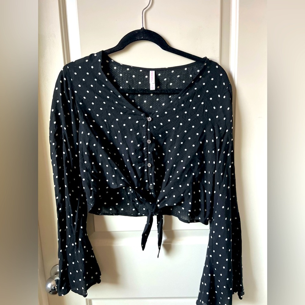 Cropped polka dot tie shirt